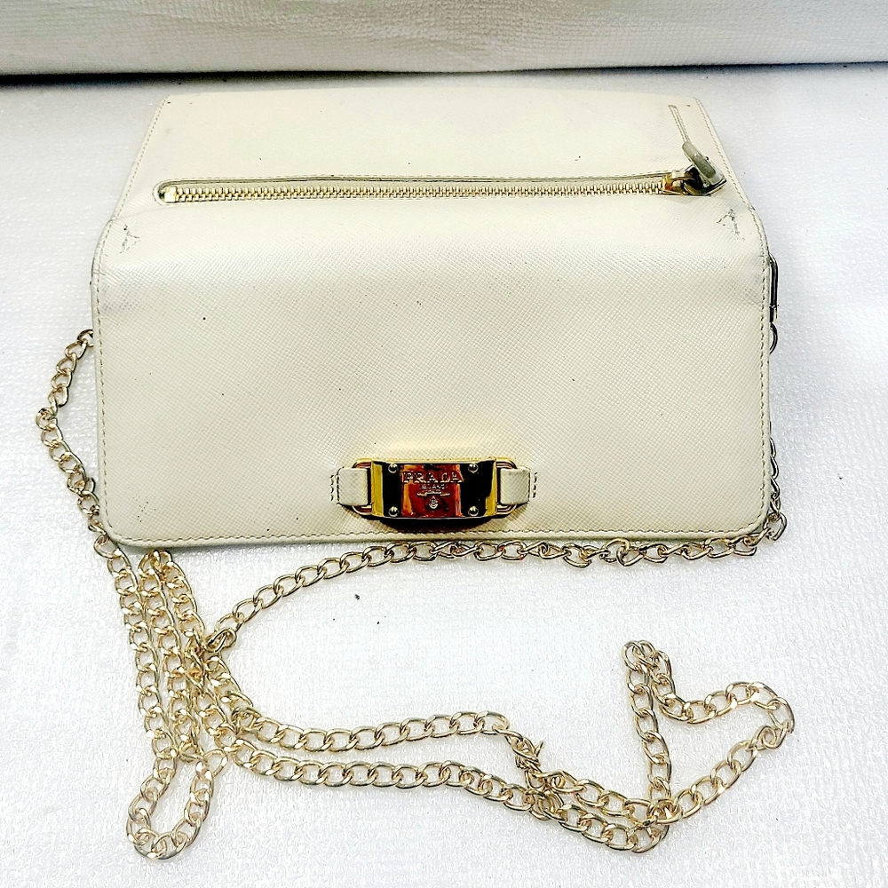Prada Leather Wallet On Chain - Picture 8 of 8